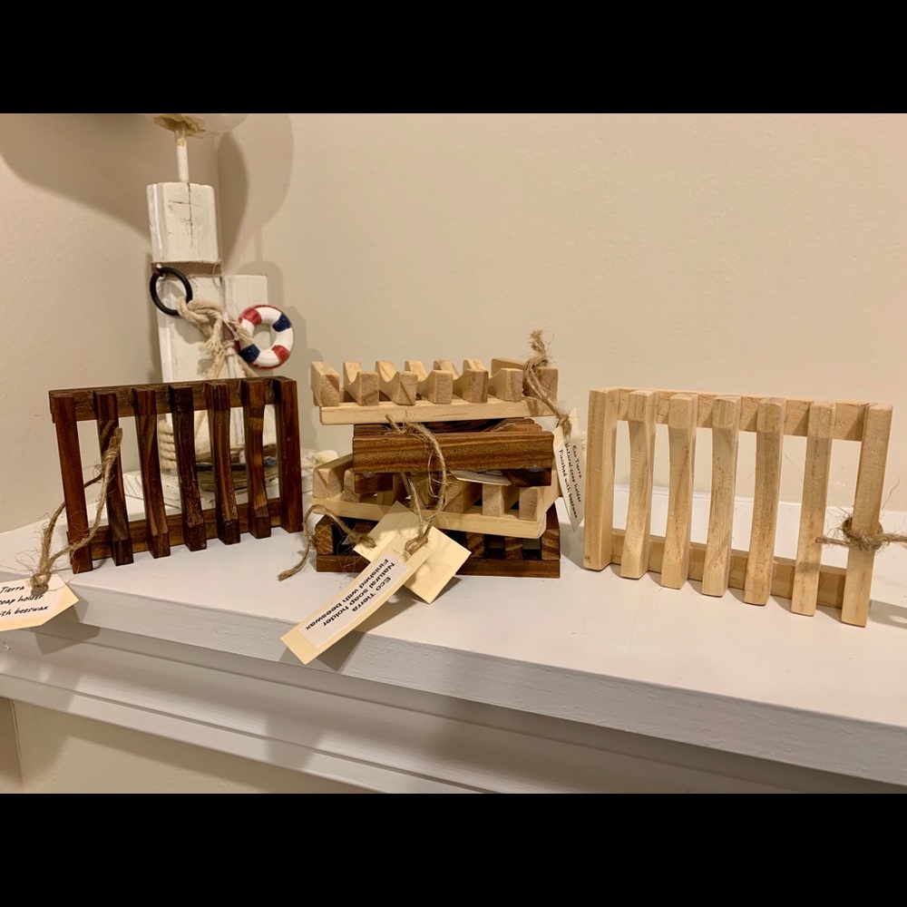 Wooden soap holder